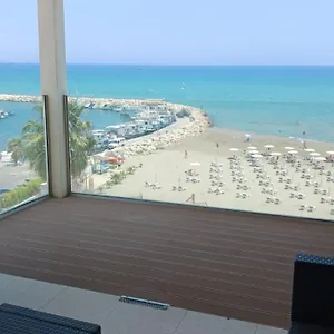 Apartment Lazuli Sea View Beachfront Ap 254, Larnaca